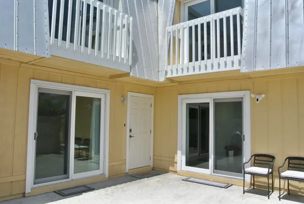 $3,000 | 141 East Riverside Drive, Unit 9B, Jupiter, FL 33469