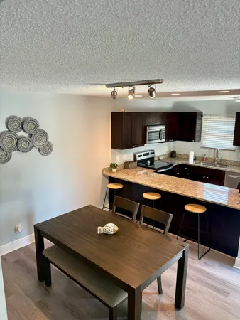 $3,000 | 141 East Riverside Drive, Unit 9B, Jupiter, FL 33469