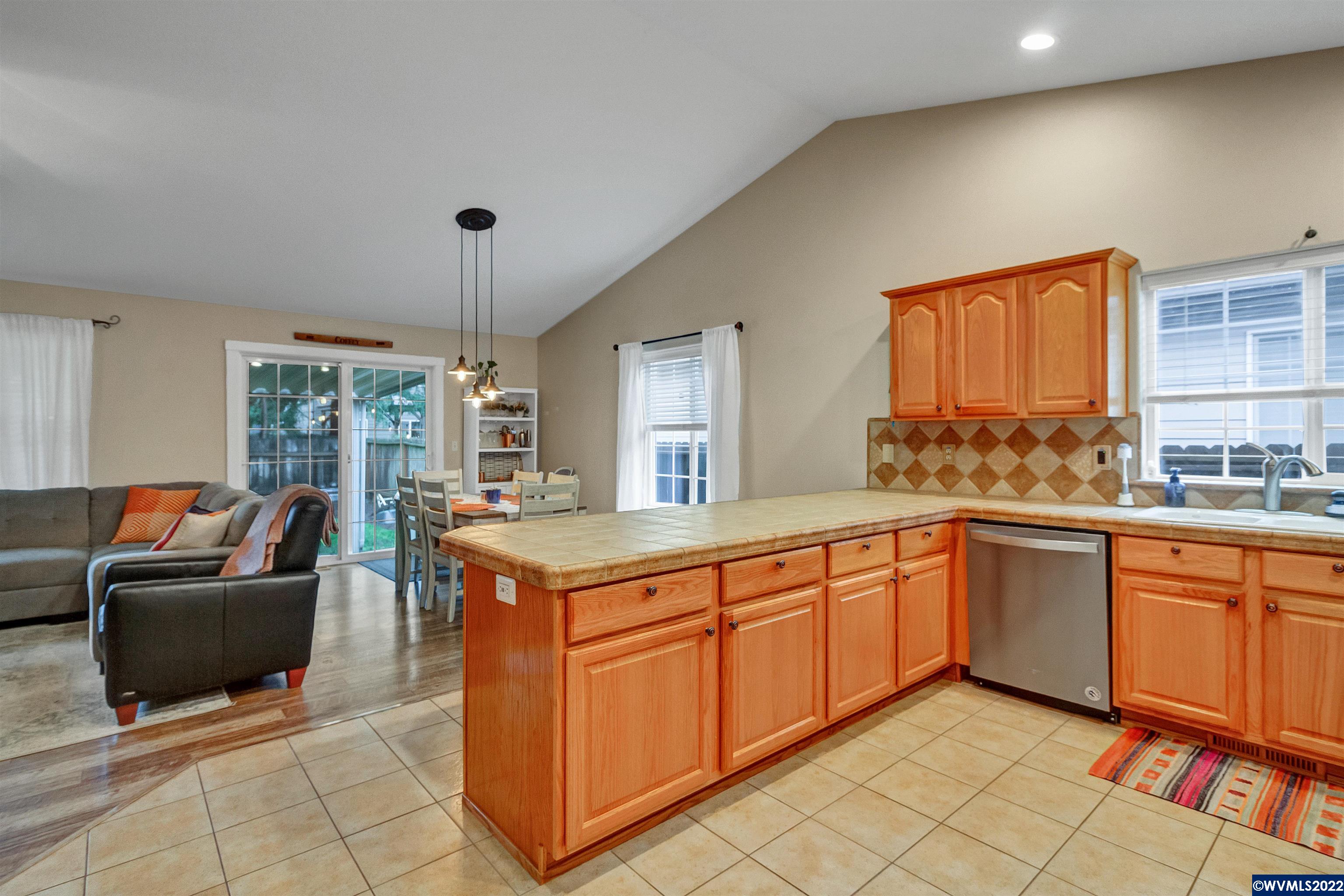 7695 Oneil Road Northeast Keizer, OR 97303 - Photo 14 of 36 Gallery Image 14