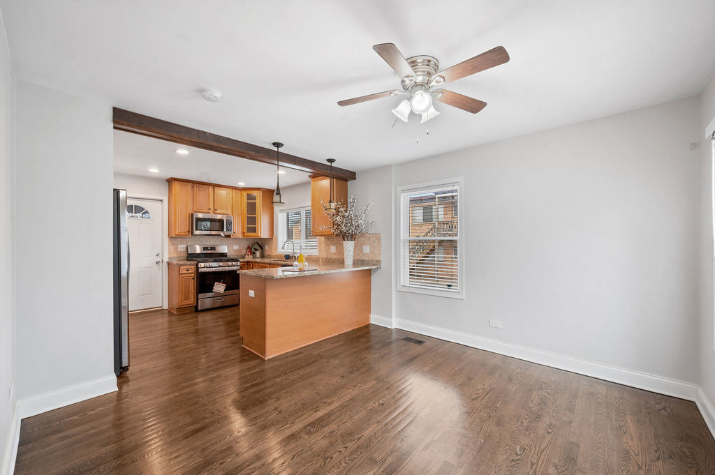 1924 South 13th Avenue Broadview, IL 60155 - Photo 11 of 36