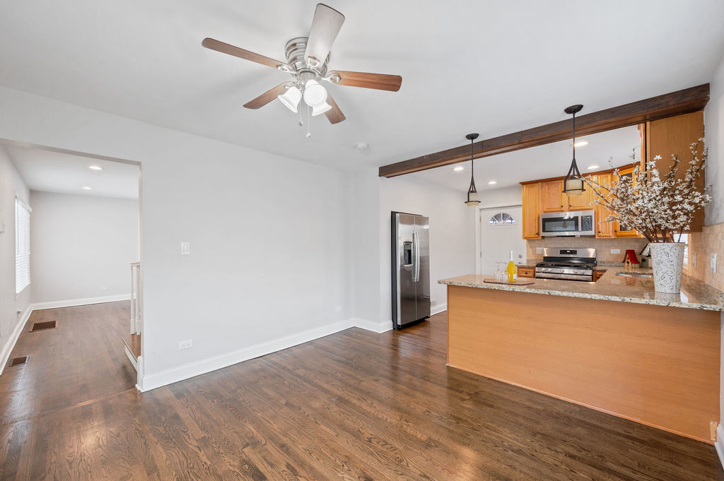 1924 South 13th Avenue Broadview, IL 60155 - Photo 12 of 36