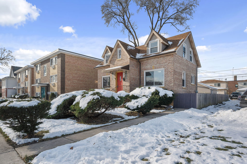 1924 South 13th Avenue Broadview, IL 60155 - Photo 3 of 36