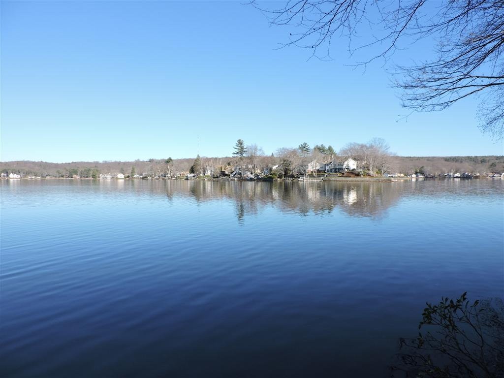 15 South Point Road Webster, MA 01570 - Photo 8 of 30 Gallery Image 8