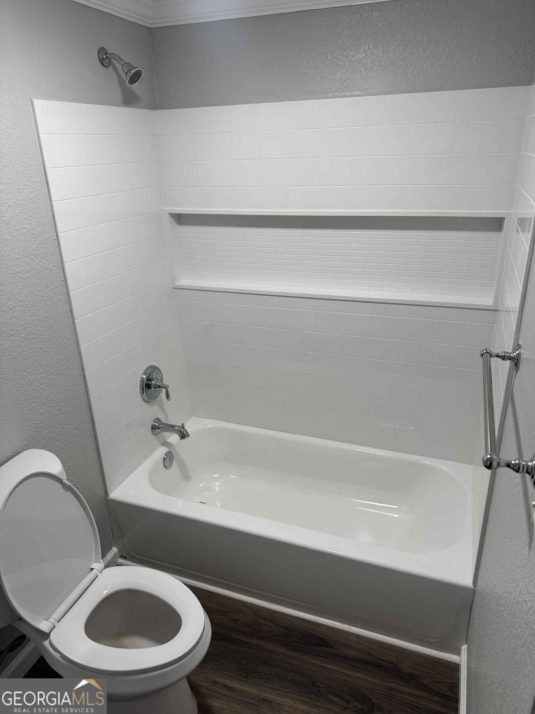 228 Hobbins Drive Dublin, GA 31021 - Photo 8 of 17 a bathroom with a sink and a mirror