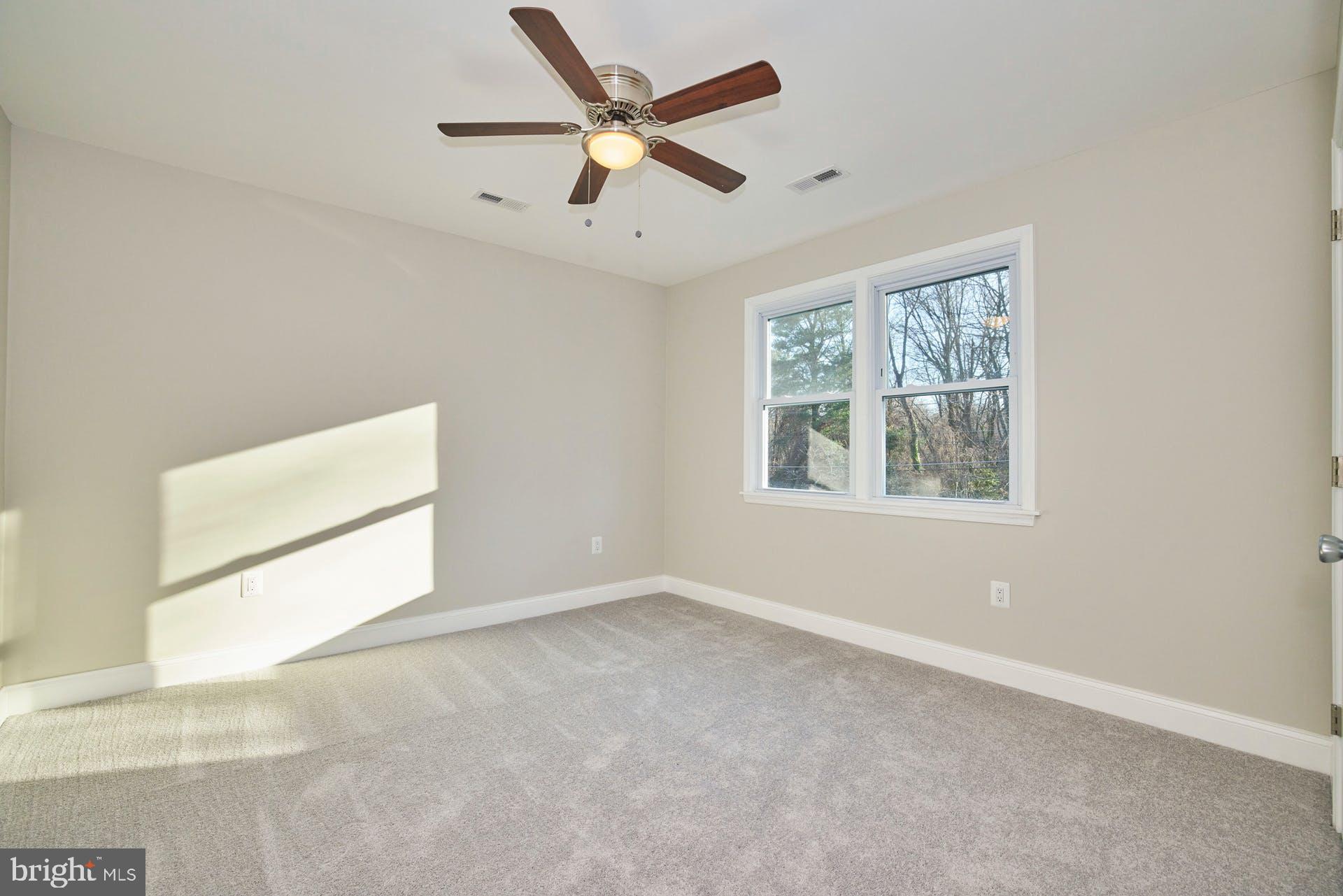 1944 Kirby Road McLean, VA 22101 - Photo 29 of 37 Gallery Image 29