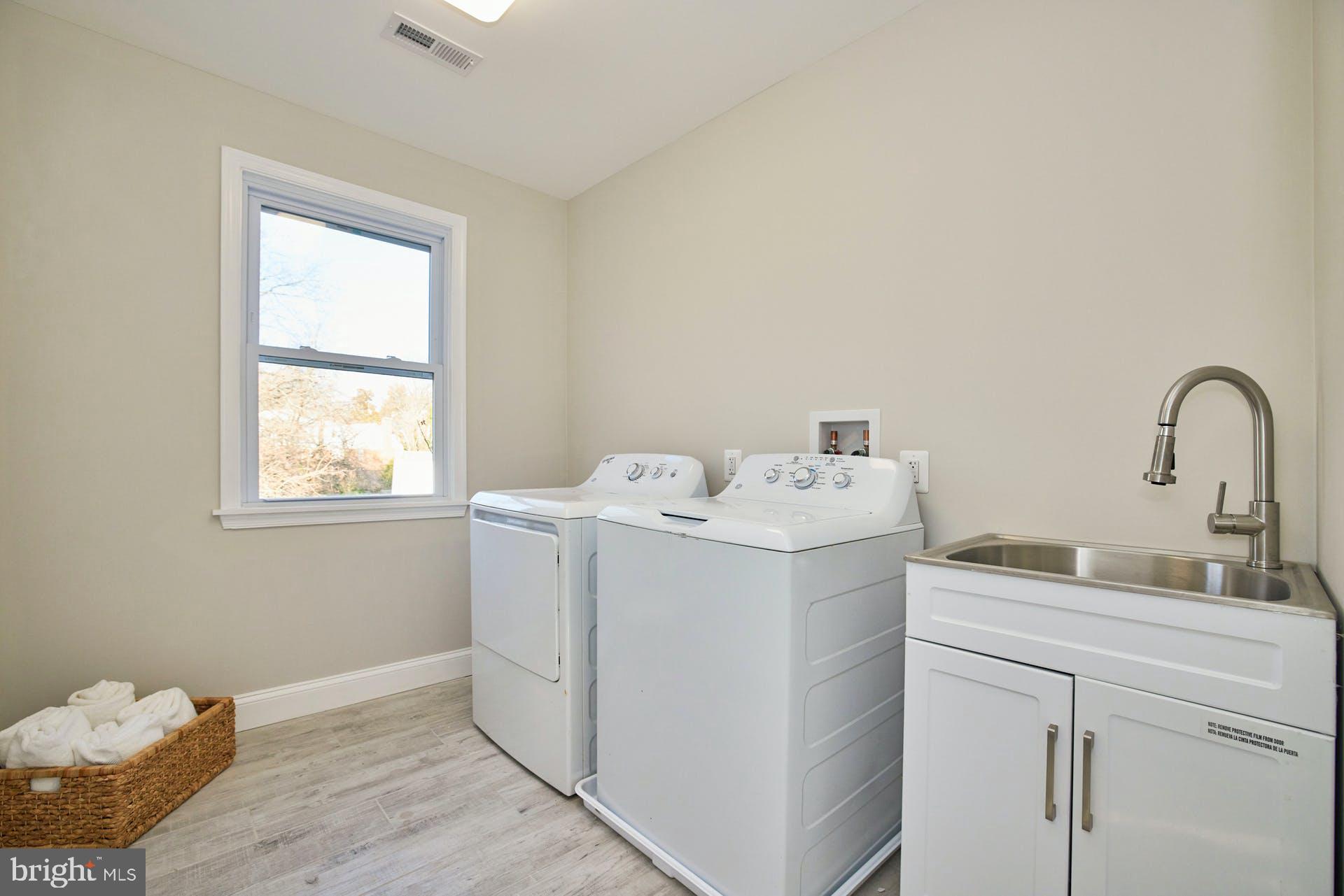 1944 Kirby Road McLean, VA 22101 - Photo 31 of 37 Upstairs Laundry! Yes!
