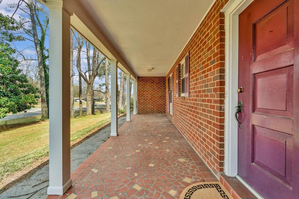 2408 Peerless Road Northwest Cleveland, TN 37311 - Photo 3 of 50 20250316235959157269000000-o