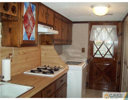 38 Jeffery Road Colonia, NJ 07067 - Photo 21 of 24 Gallery Image 21