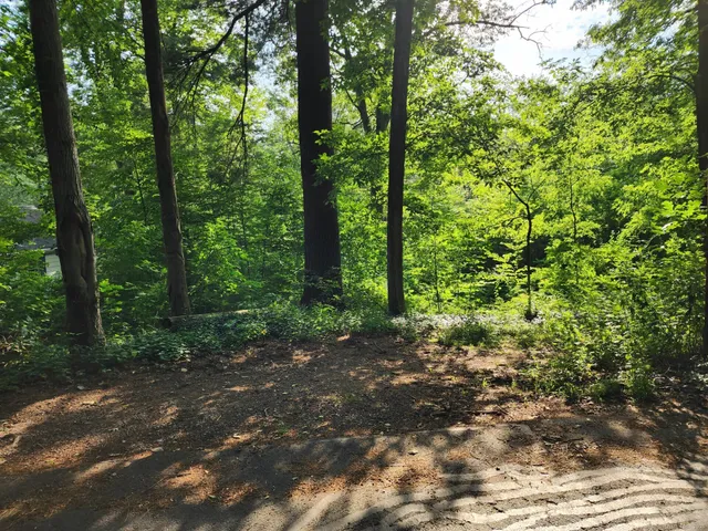 $44,900 | 30 Cliff Drive, Avon, CT 06001