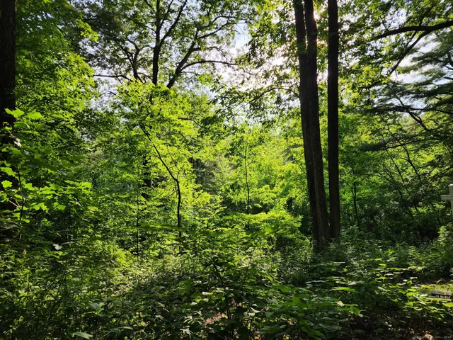 $44,900 | 30 Cliff Drive, Avon, CT 06001