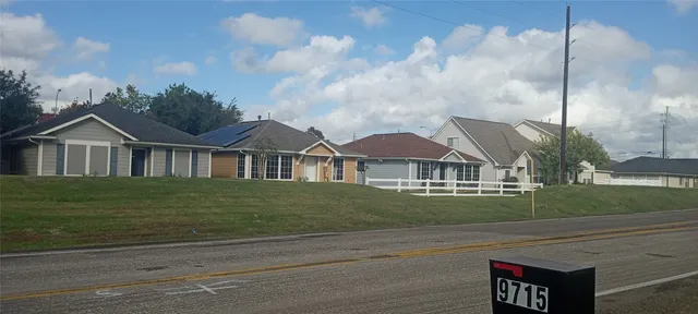 $699,000 | 12231 Perry Road, Houston, TX 77070