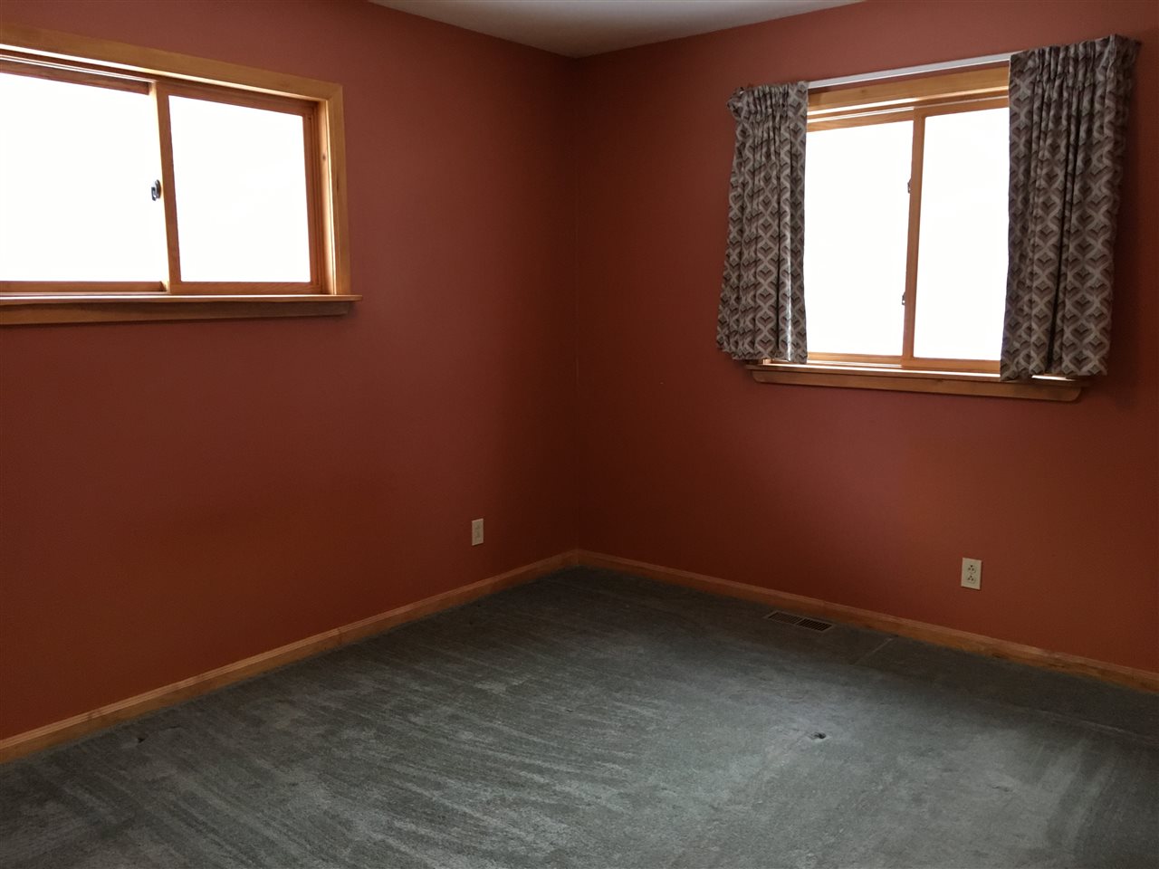 16387 Brundage Road Interlochen, MI 49643 - Photo 10 of 29 1856064-9.JPG