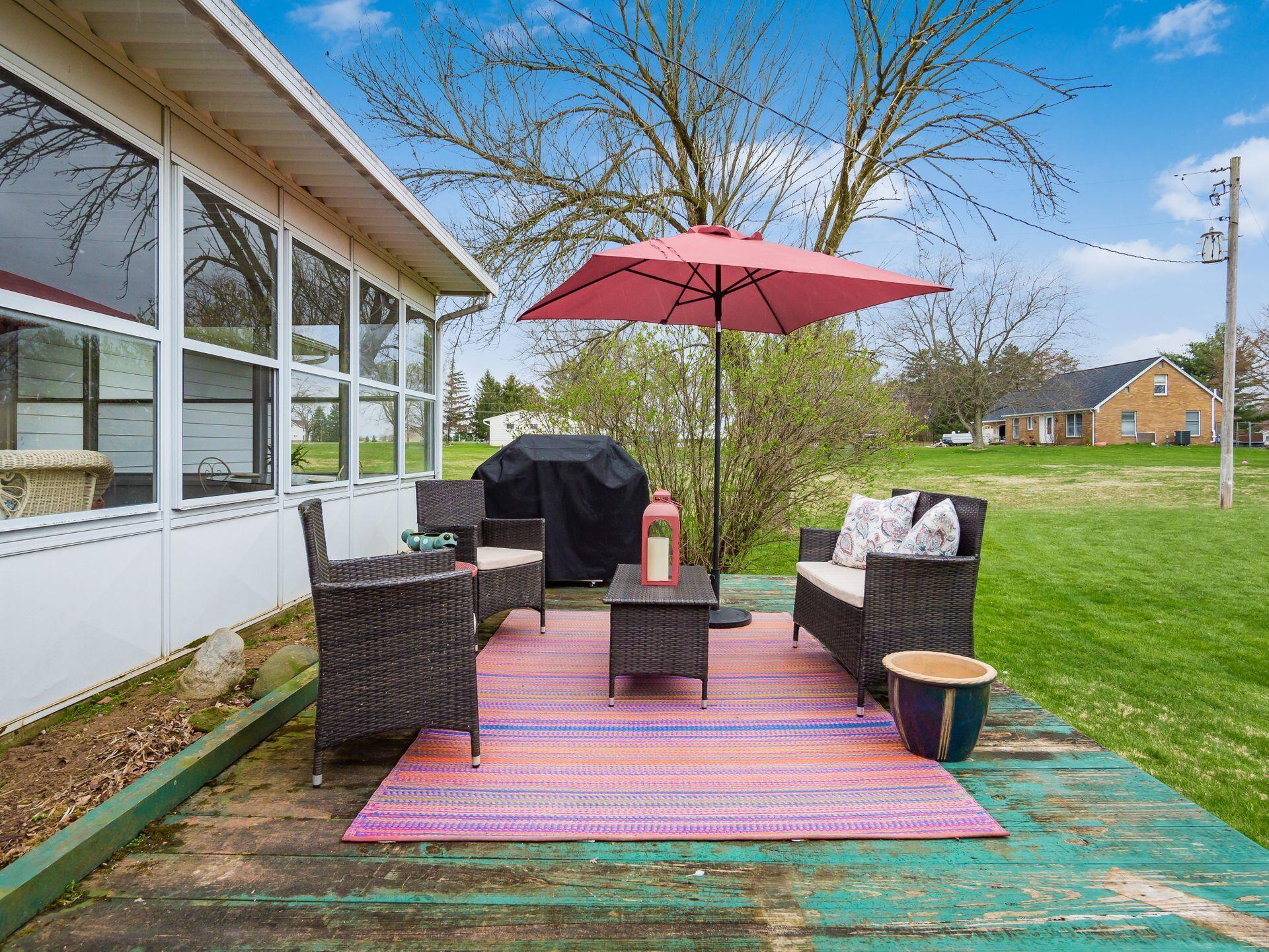 5676 Durrett Road Orient, OH 43146 - Photo 21 of 35 Patio