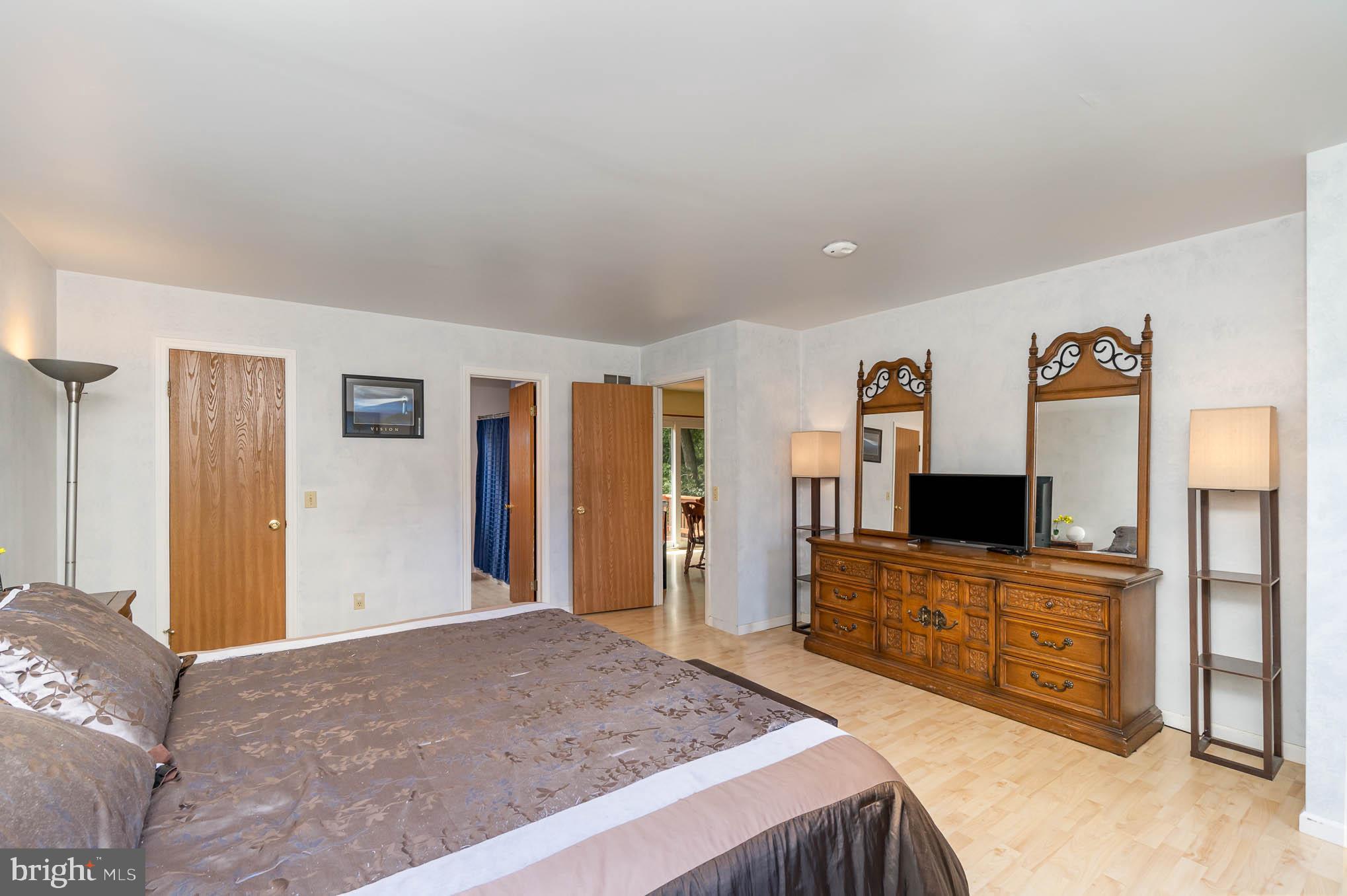 1825 Wilderness Road Lancaster, PA 17603 - Photo 13 of 36 Gallery Image 13