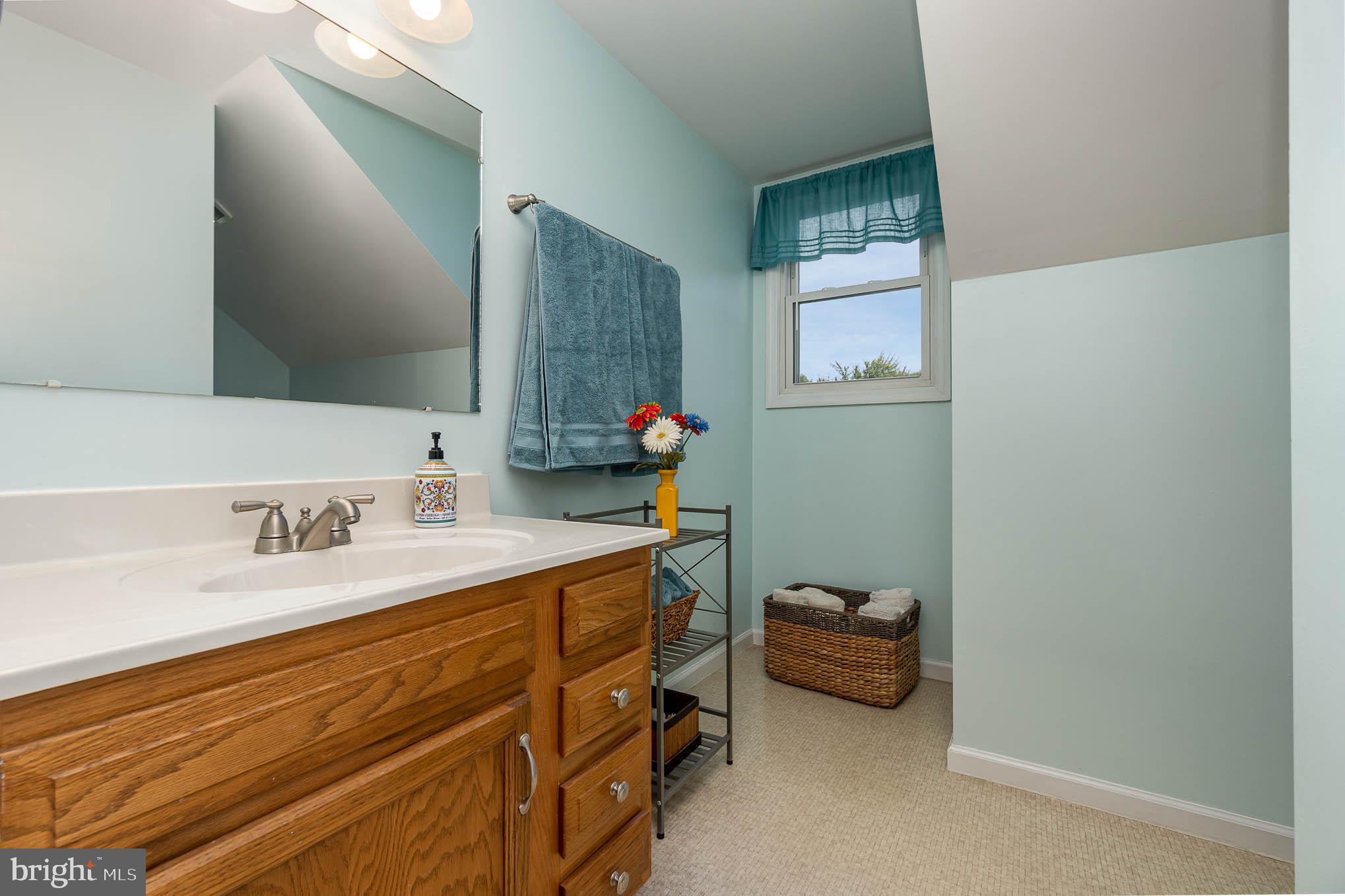 1825 Wilderness Road Lancaster, PA 17603 - Photo 17 of 36 Gallery Image 17