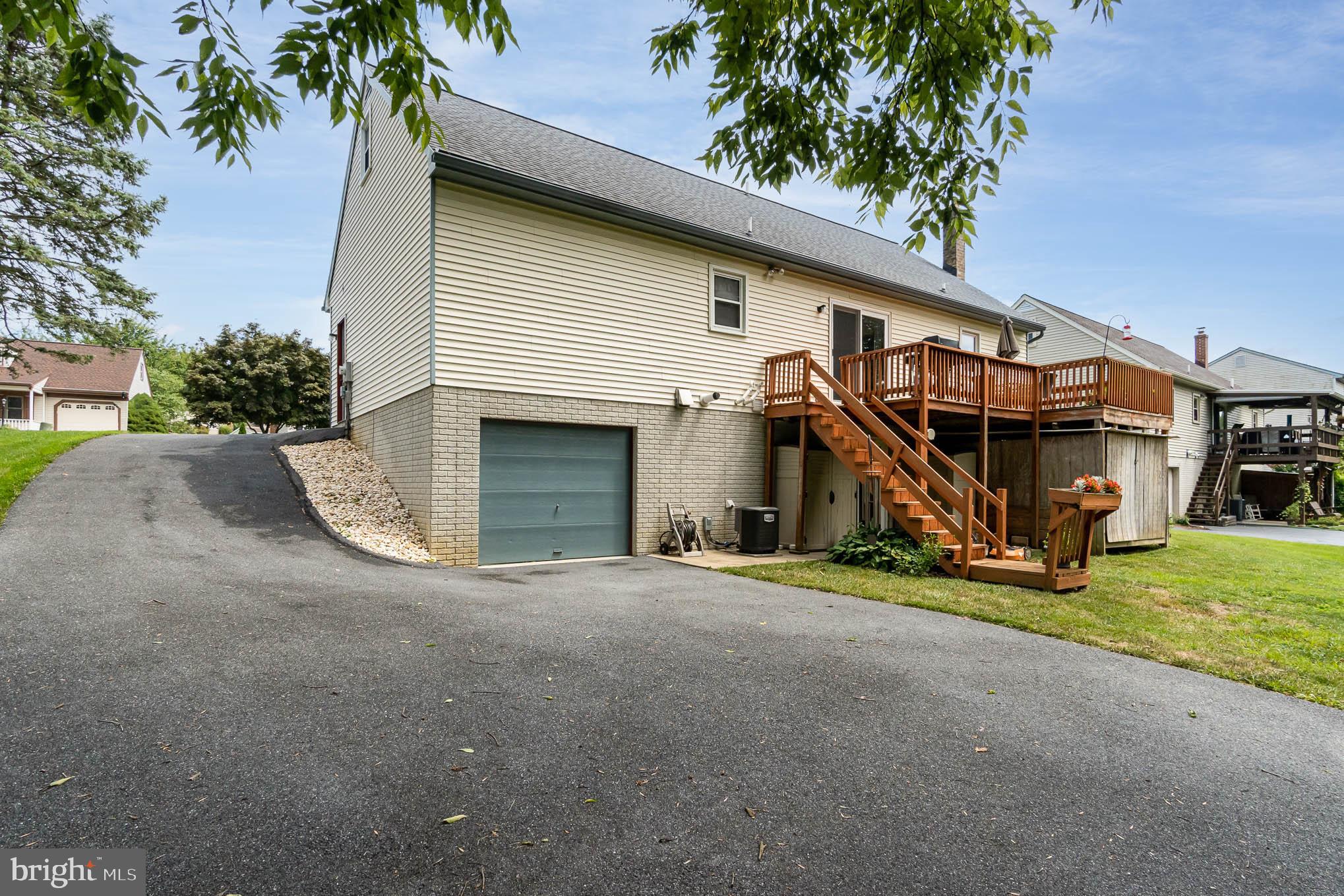 1825 Wilderness Road Lancaster, PA 17603 - Photo 30 of 36 Gallery Image 30