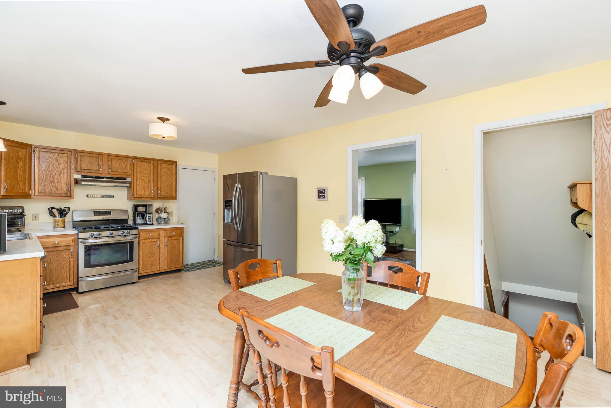 1825 Wilderness Road Lancaster, PA 17603 - Photo 9 of 36 Gallery Image 9