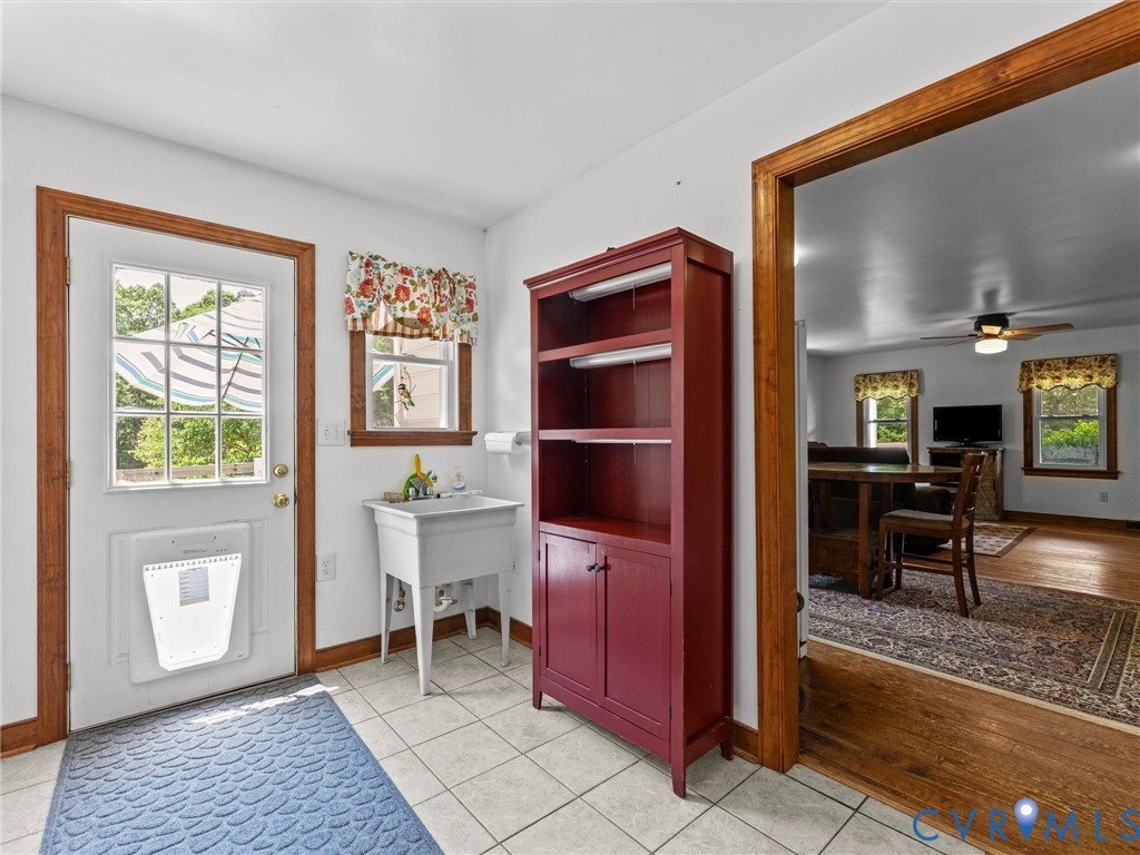 3607 Pacetown Road Sandy Hook, VA 23153 - Photo 14 of 33