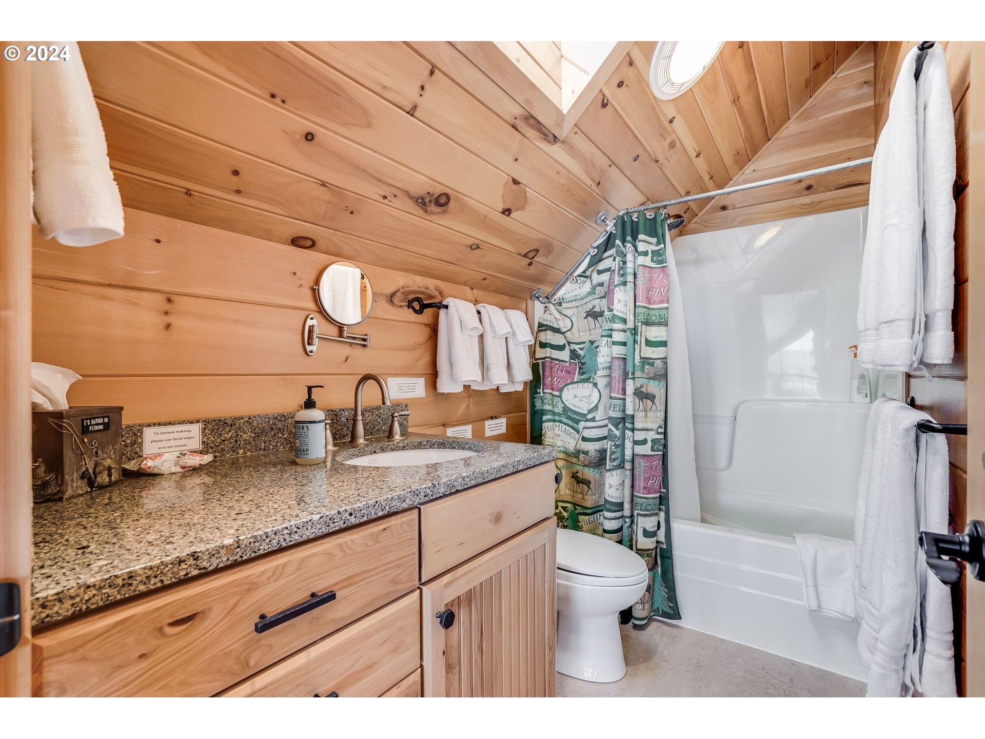 219 Hartland Road Lyle, WA 98635 - Photo 36 of 48 Gallery Image 36