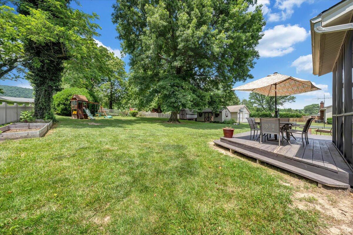 6420 Ridgeview Drive Roanoke, VA 24019 - Photo 33 of 38 35-MIB09548