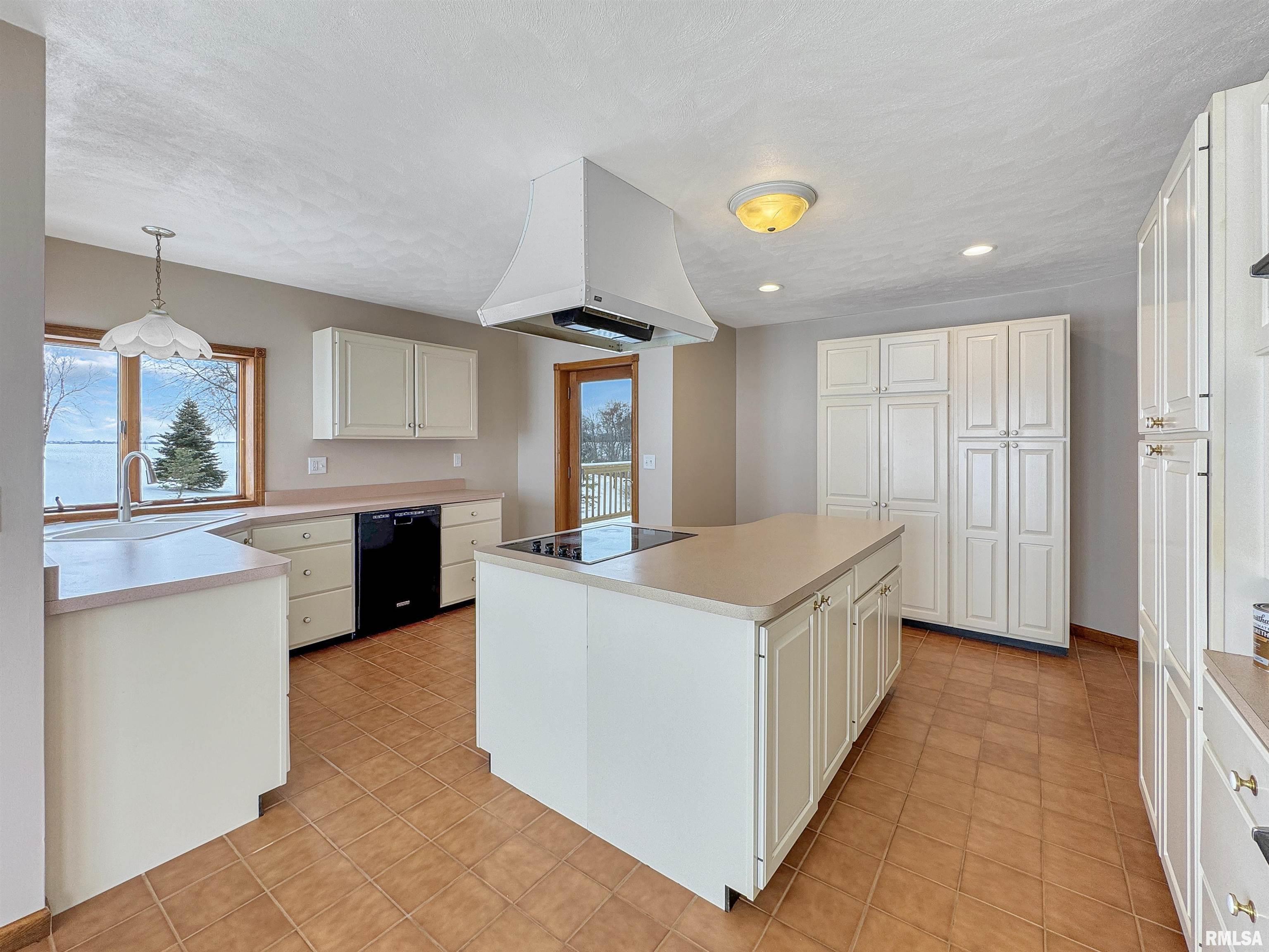 15972 North Ridge Road Lewistown, IL 61542 - Photo 14 of 78