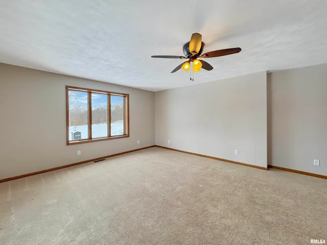 $499,900 | 15972 North Ridge Road, Lewistown, IL 61542