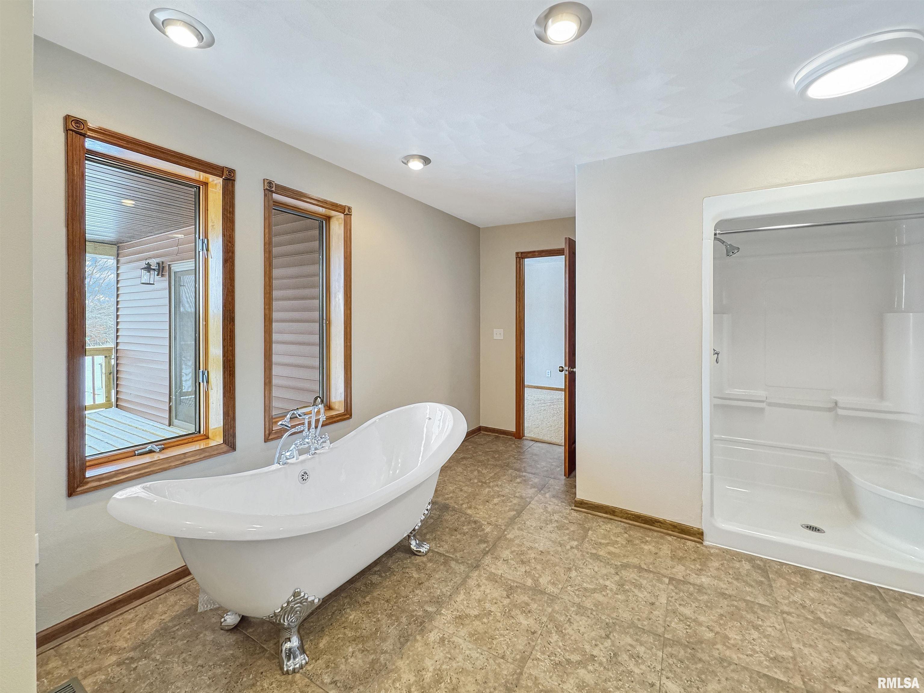 15972 North Ridge Road Lewistown, IL 61542 - Photo 26 of 78