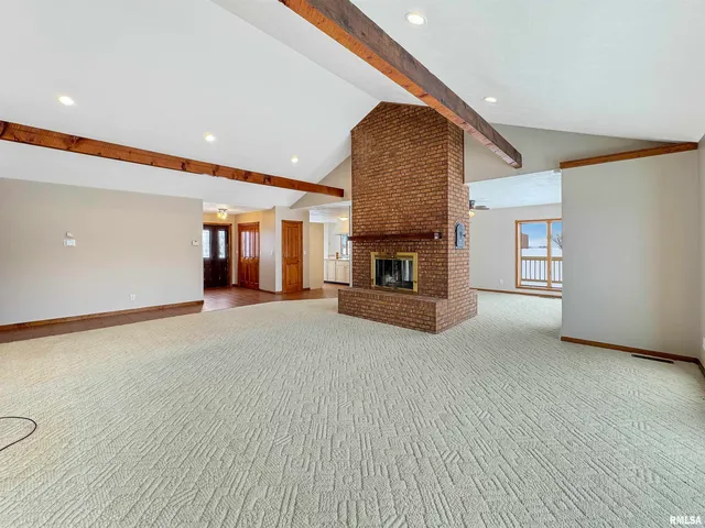 $499,900 | 15972 North Ridge Road, Lewistown, IL 61542