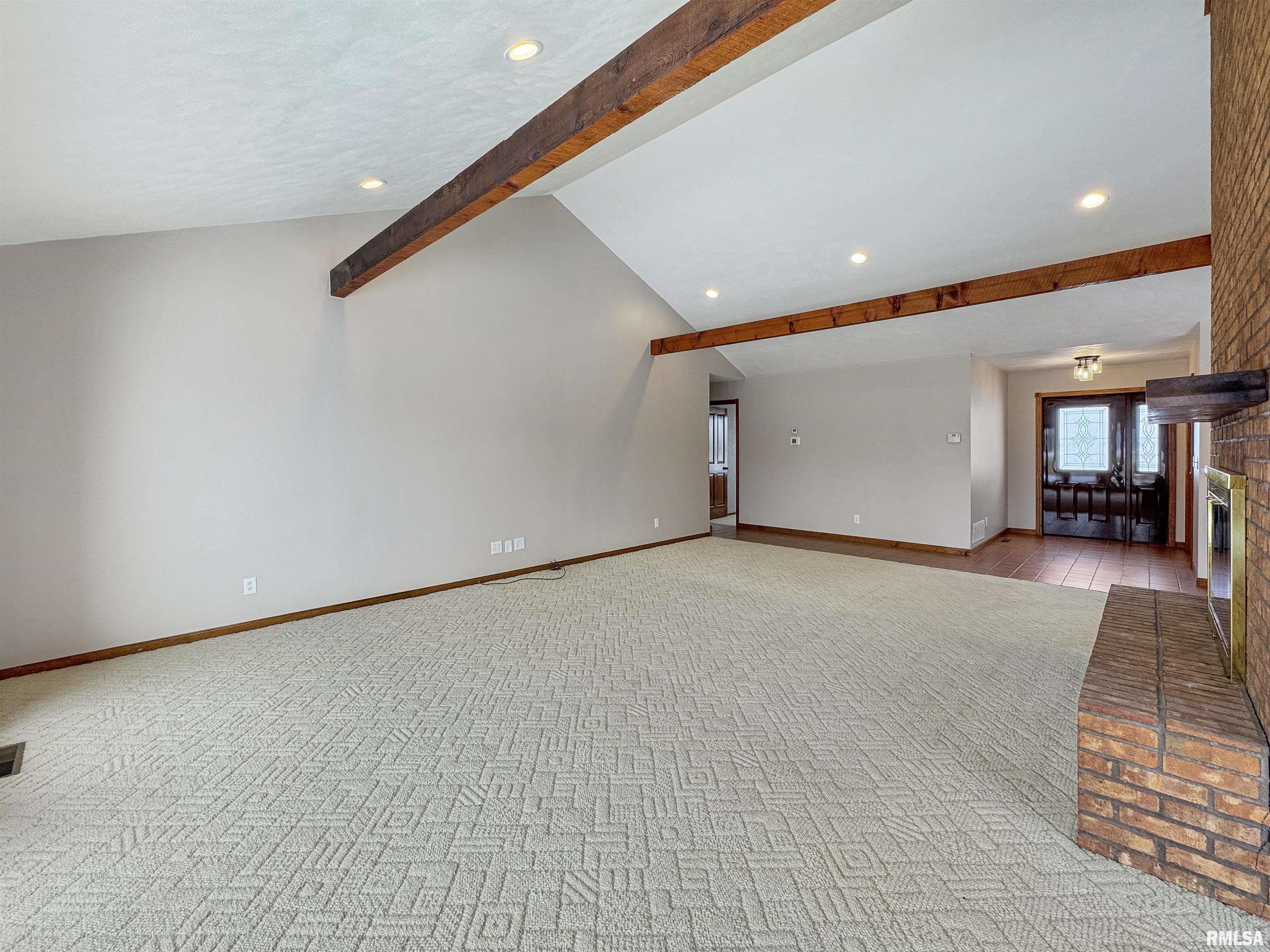 15972 North Ridge Road Lewistown, IL 61542 - Photo 5 of 78