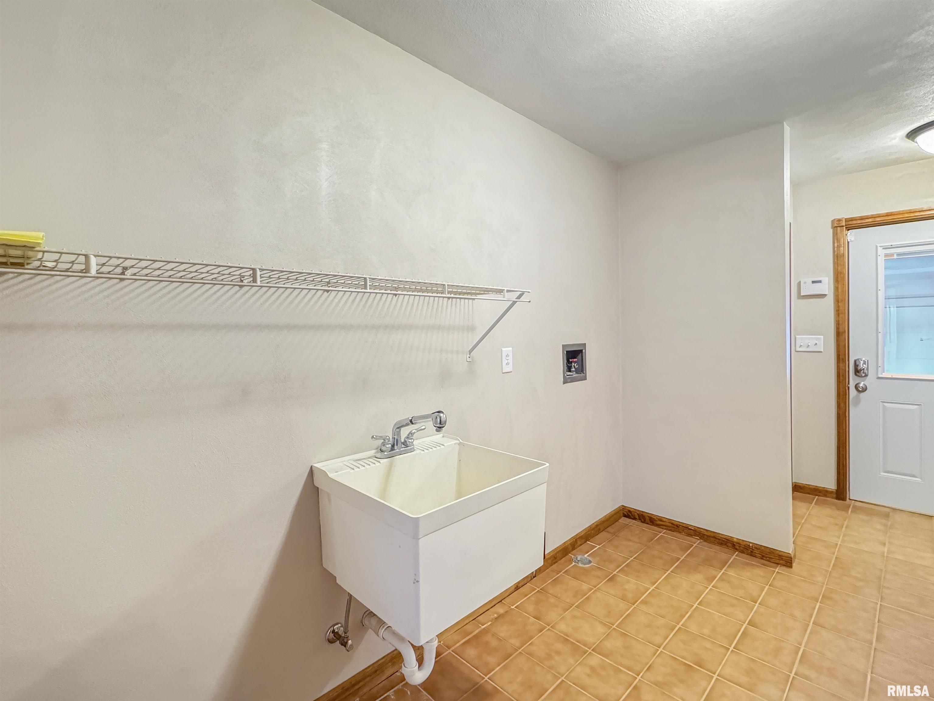 15972 North Ridge Road Lewistown, IL 61542 - Photo 55 of 78