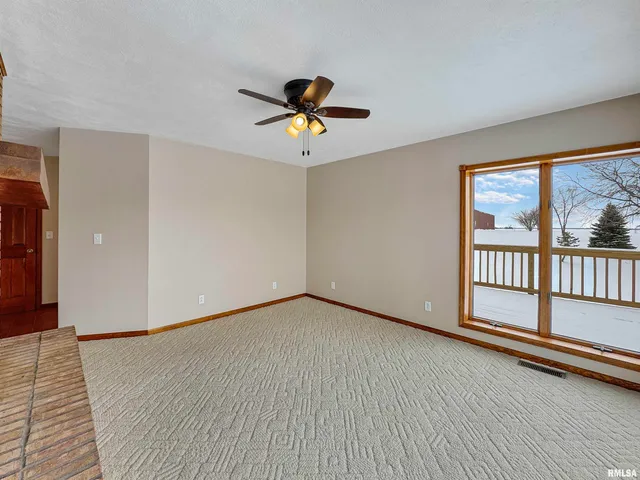 $499,900 | 15972 North Ridge Road, Lewistown, IL 61542