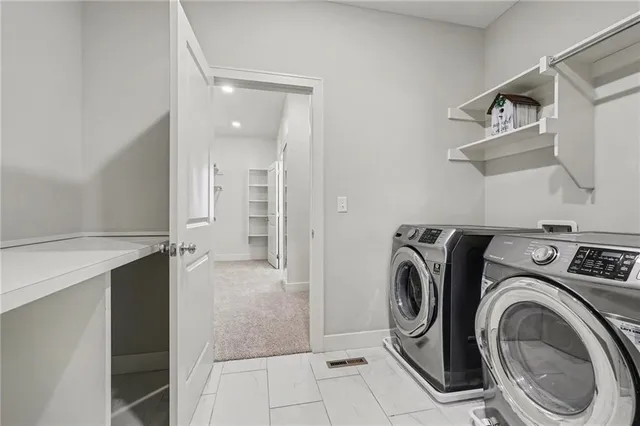 $599,950 | 13322 181st Court, Overland Park, KS 66013