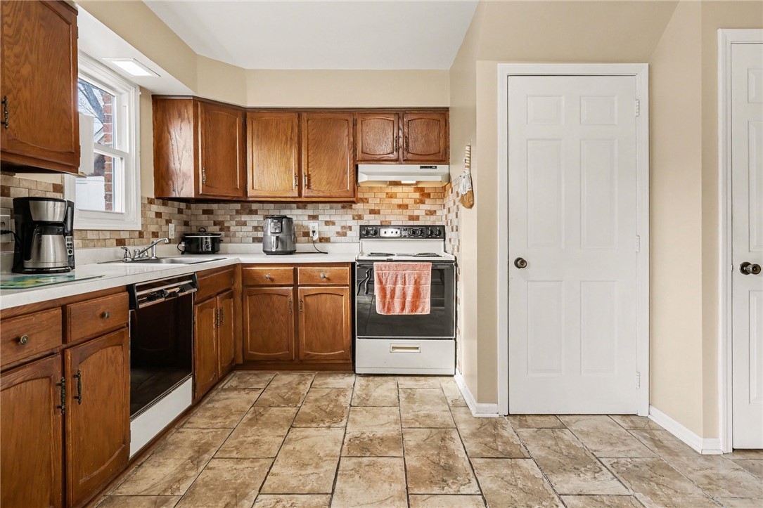 13 Hidden Valley Road Gates, NY 14624 - Photo 11 of 44