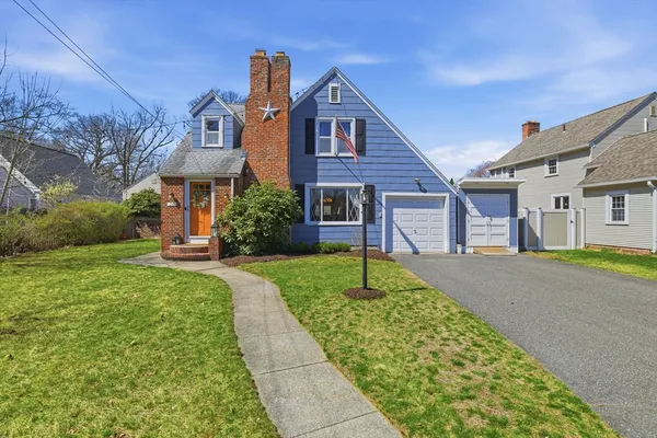 $339,000 | 246 Dwight Road, Springfield, MA 01108