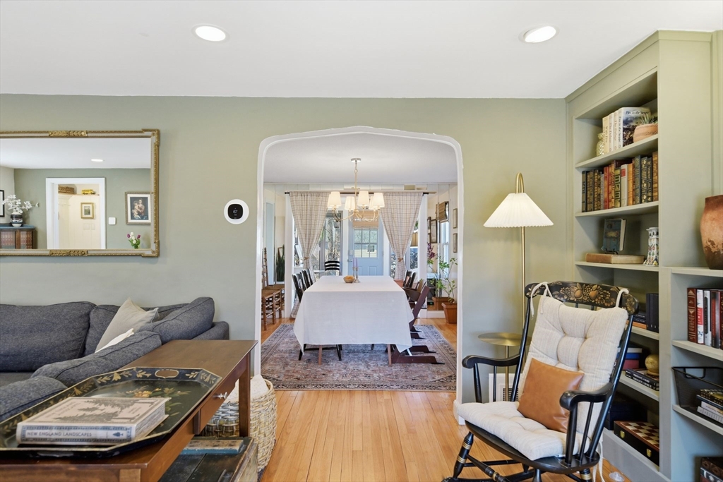 246 Dwight Road Springfield, MA 01108 - Photo 11 of 40