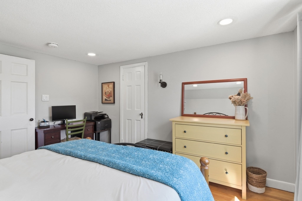 246 Dwight Road Springfield, MA 01108 - Photo 30 of 40