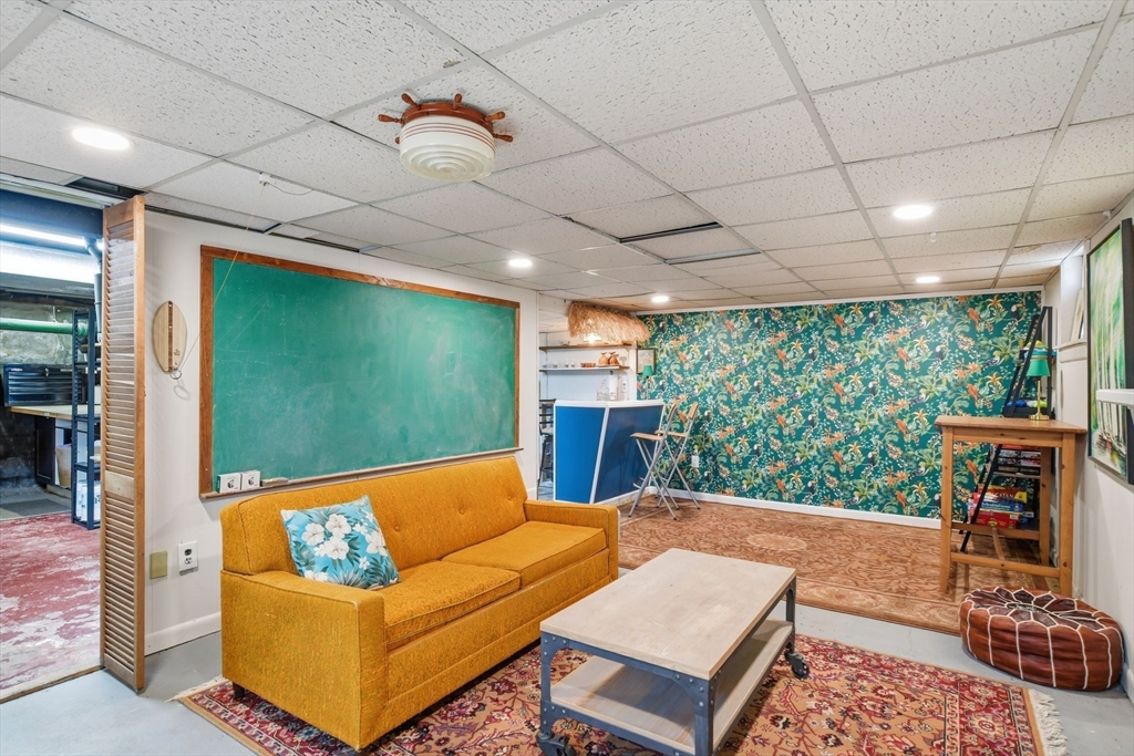 246 Dwight Road Springfield, MA 01108 - Photo 32 of 40