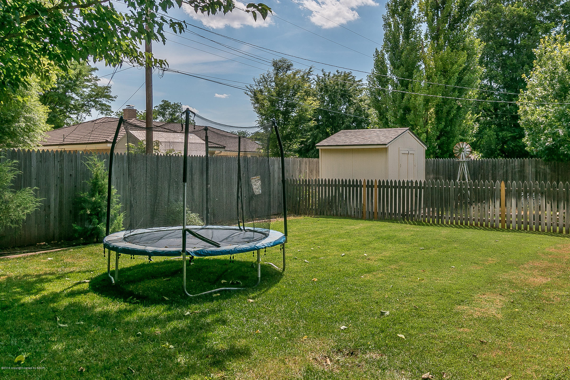 6711 Gainsborough Road Amarillo, TX 79106 - Photo 20 of 25 022_Back Yard