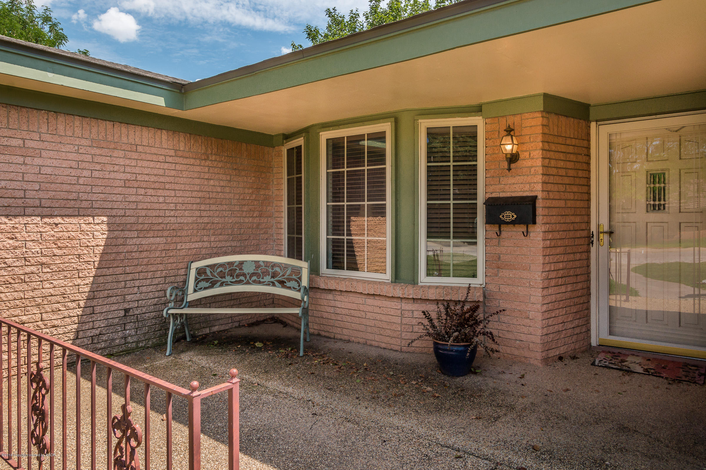 6711 Gainsborough Road Amarillo, TX 79106 - Photo 25 of 25 002_Front Entry