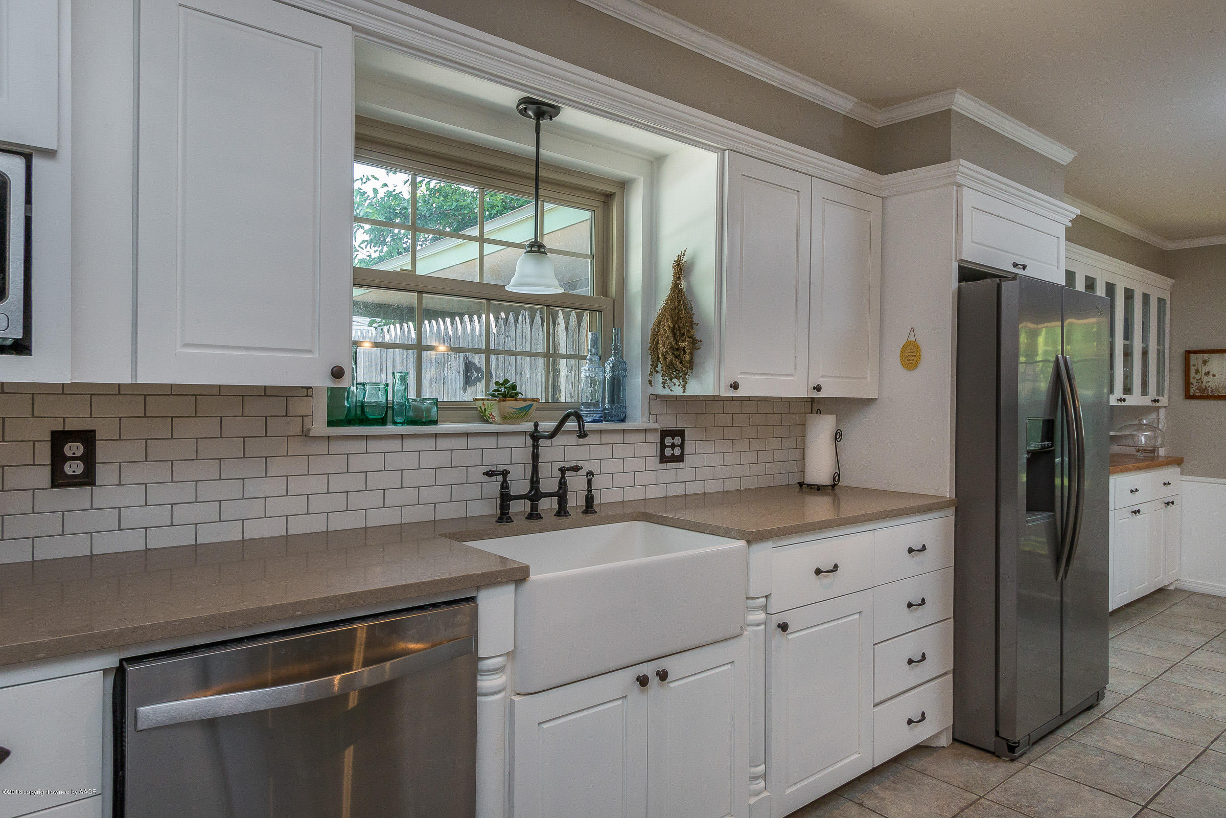 6711 Gainsborough Road Amarillo, TX 79106 - Photo 10 of 25 010_Kitchen 2