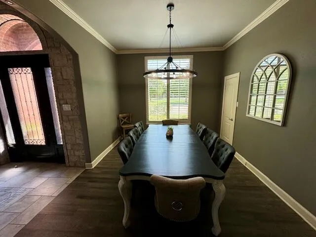 a view of a livingroom with furniture window
