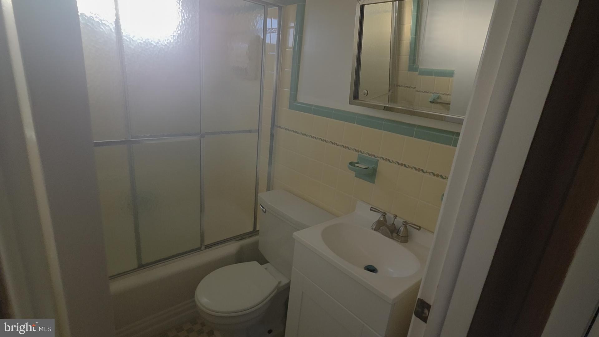 3151 Tuckahoe Road Camden, NJ 08104 - Photo 11 of 13