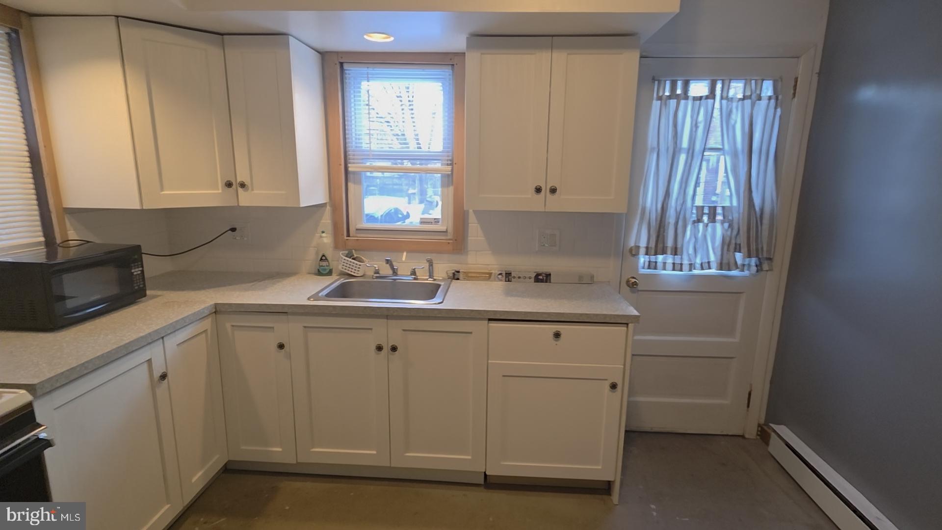 3151 Tuckahoe Road Camden, NJ 08104 - Photo 5 of 13