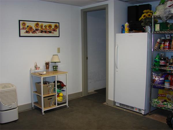 11 Warwick Road Gardner, MA 01440 - Photo 14 of 19 Gallery Image 14