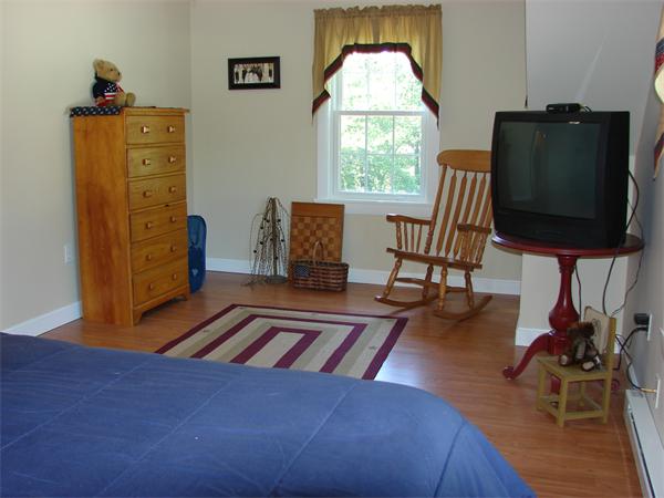 11 Warwick Road Gardner, MA 01440 - Photo 8 of 19 Gallery Image 8