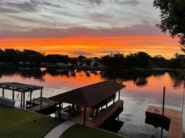 $589,000 | 10880 Circle Drive, Willis, TX 77318