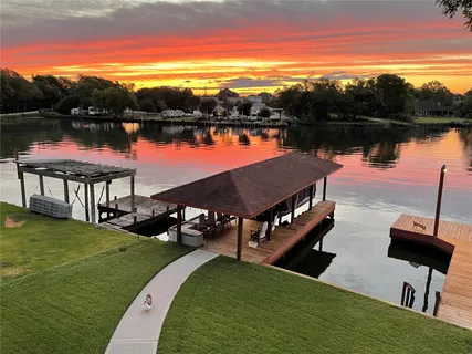 $589,000 | 10880 Circle Drive, Willis, TX 77318