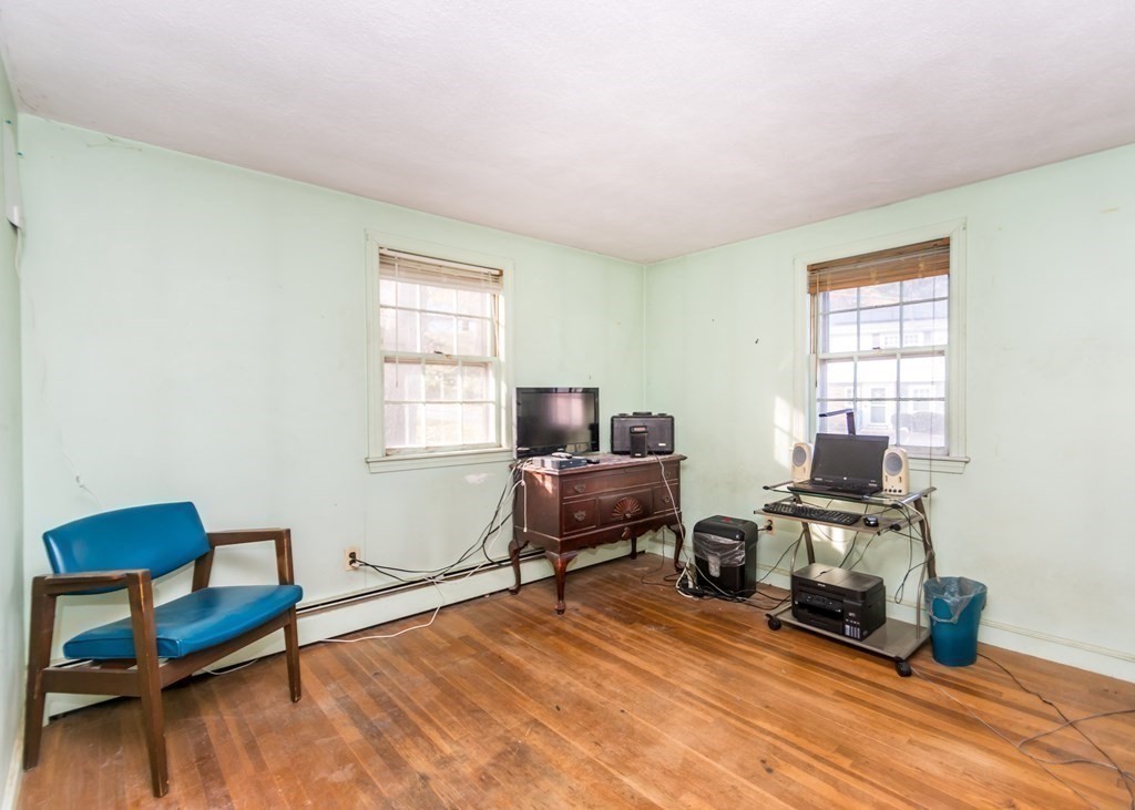 95 Upton Road Waltham, MA 02452 - Photo 23 of 33 Gallery Image 23