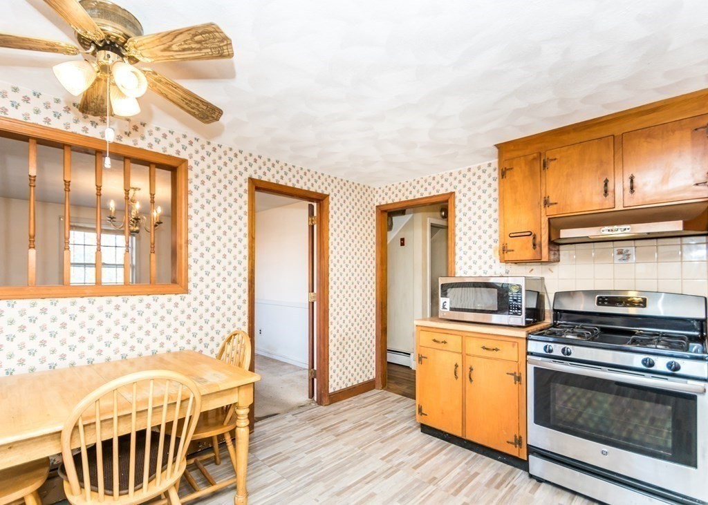 95 Upton Road Waltham, MA 02452 - Photo 6 of 33 Gallery Image 6
