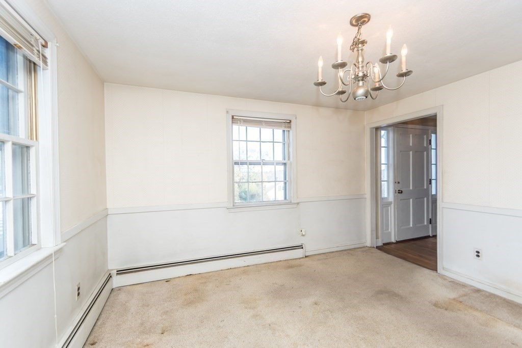 95 Upton Road Waltham, MA 02452 - Photo 8 of 33 Gallery Image 8
